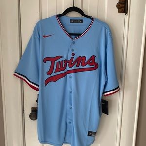 Nike, Twins Jersey #24 Donaldson; BRAND New With tags; size XL